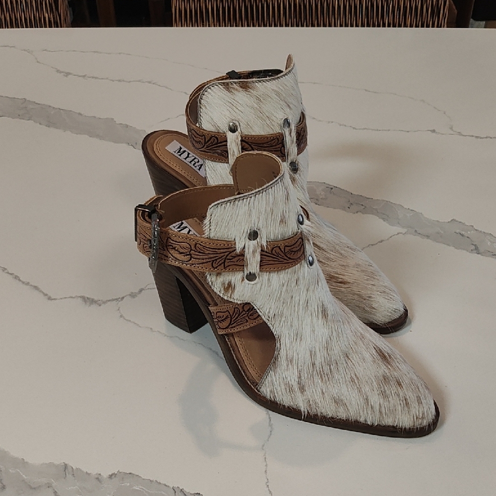 Myra Bag Women's Brown and Cream Heeled Boots